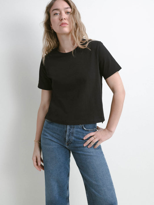 Lively Shoulder Tee